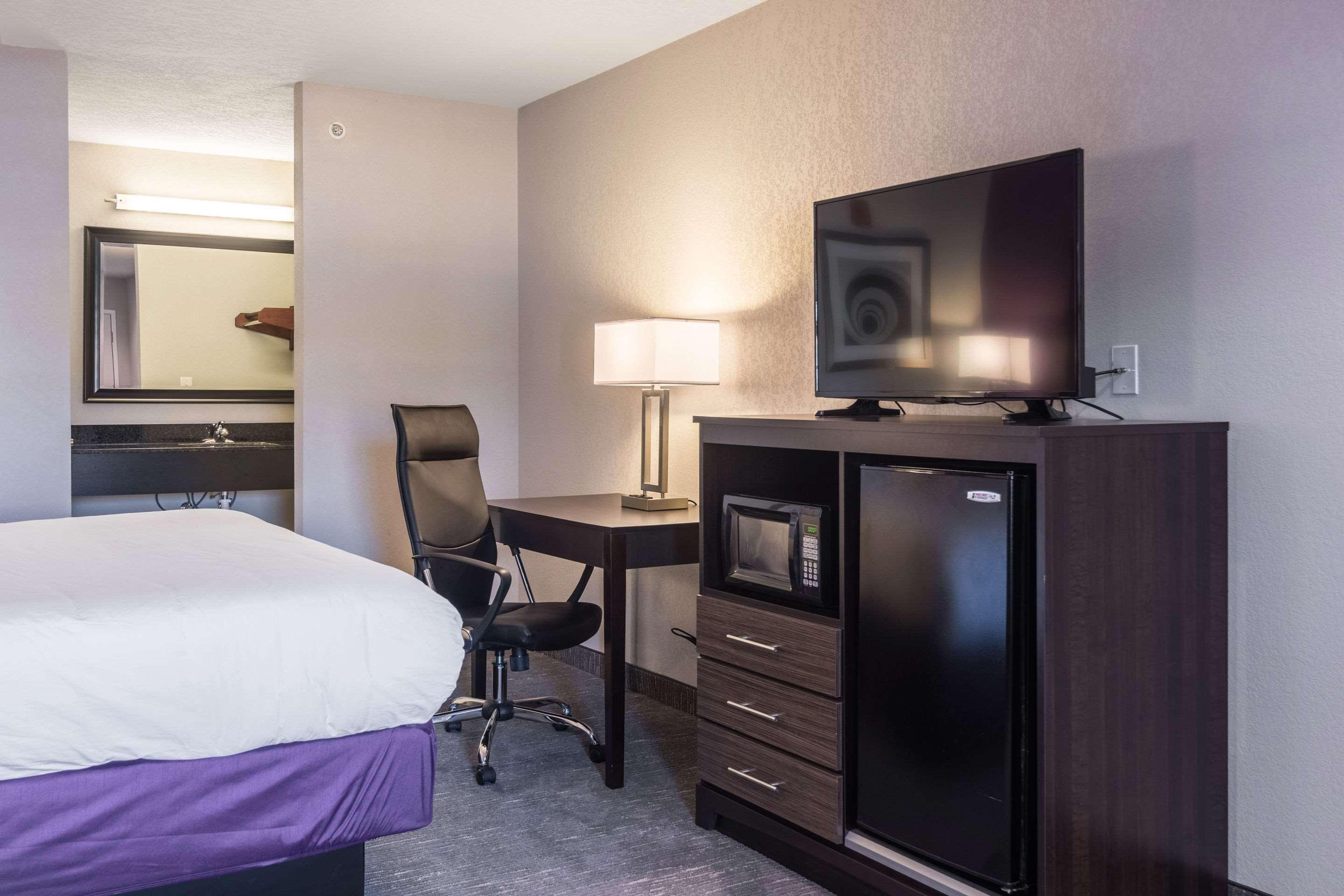 Econo Lodge Inn & Suites North Little Rock Near Riverfront Ngoại thất bức ảnh
