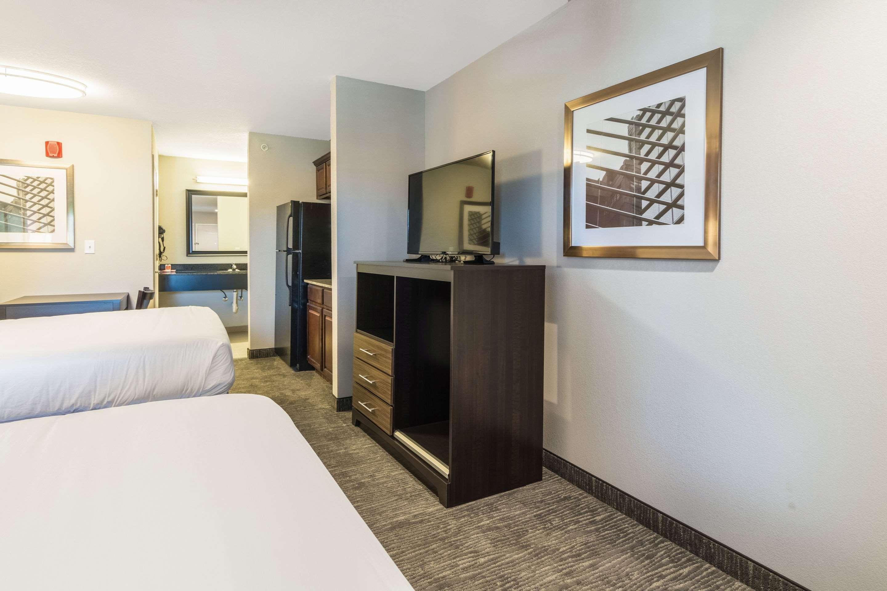 Econo Lodge Inn & Suites North Little Rock Near Riverfront Ngoại thất bức ảnh