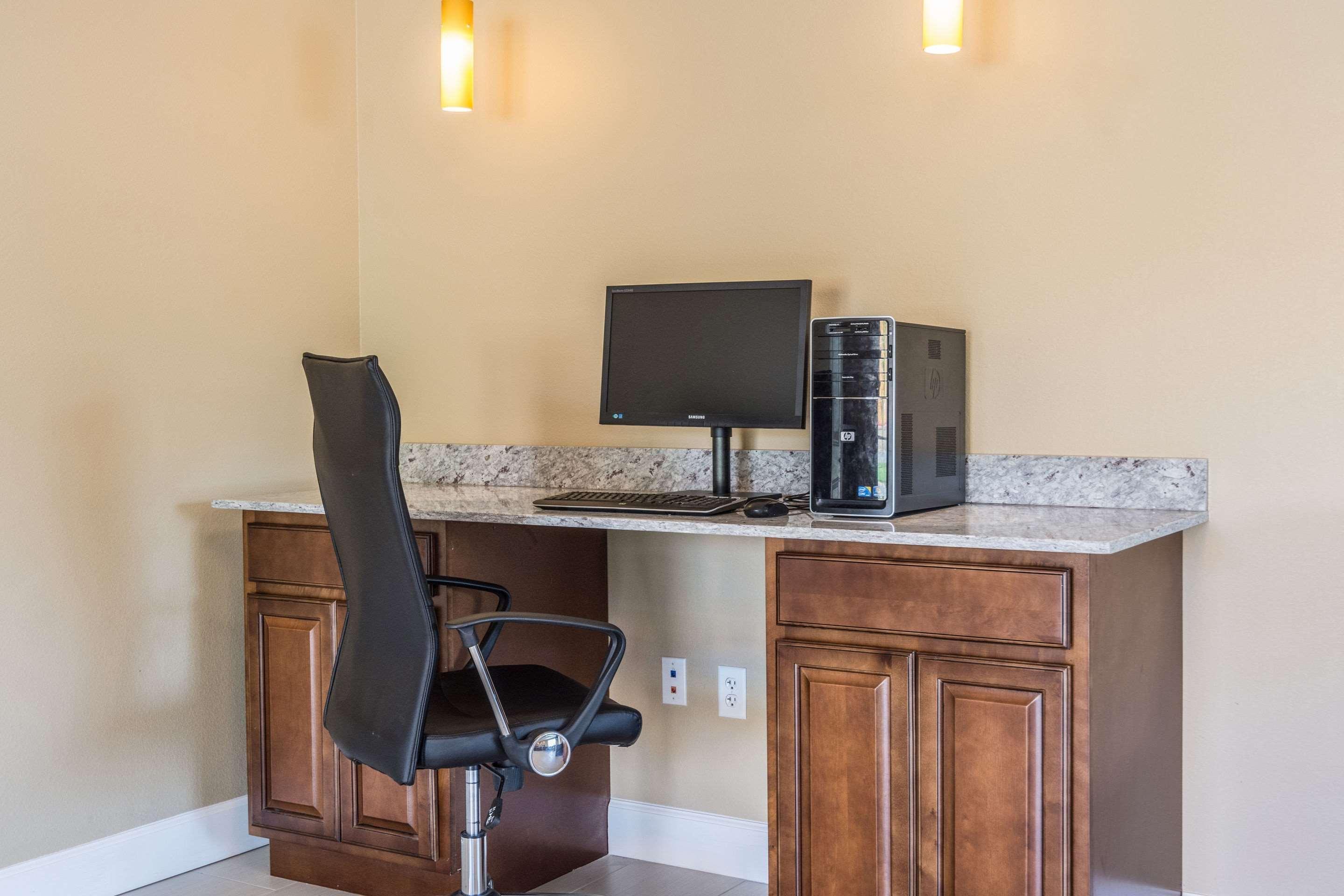 Econo Lodge Inn & Suites North Little Rock Near Riverfront Ngoại thất bức ảnh